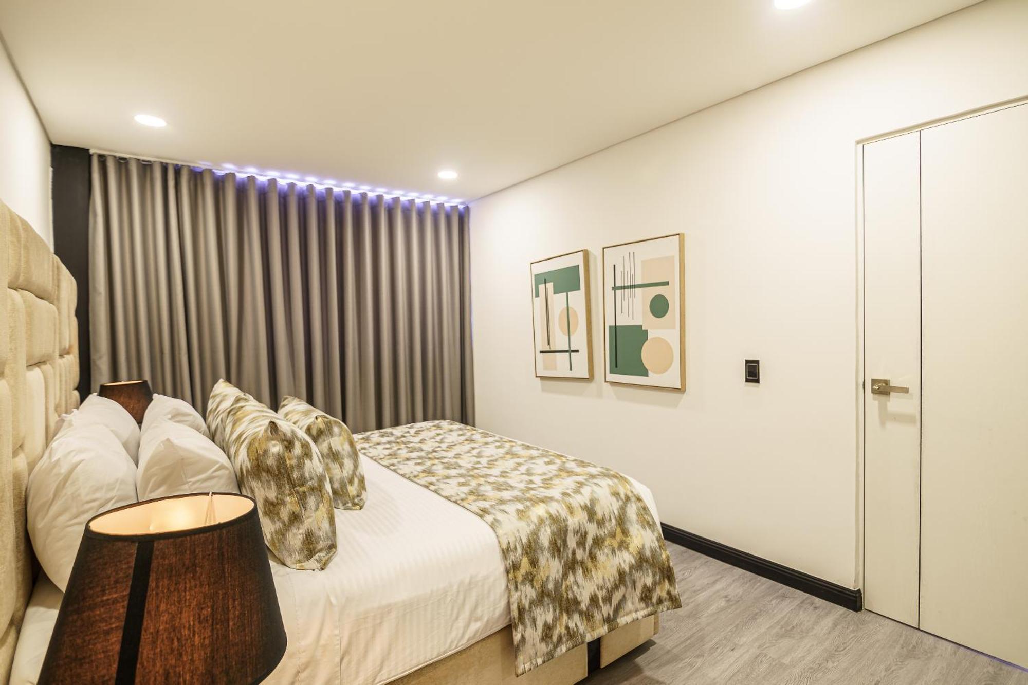 First Class Hotel Medellín Extérieur photo